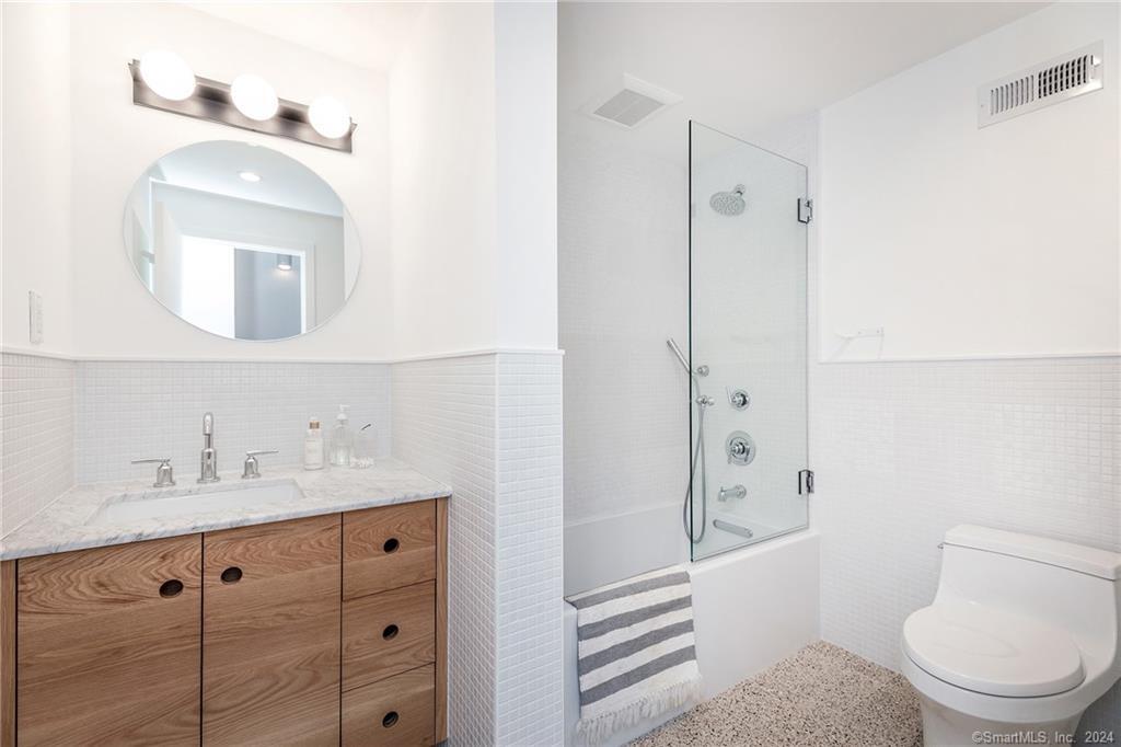 33 Orchard Rest Road