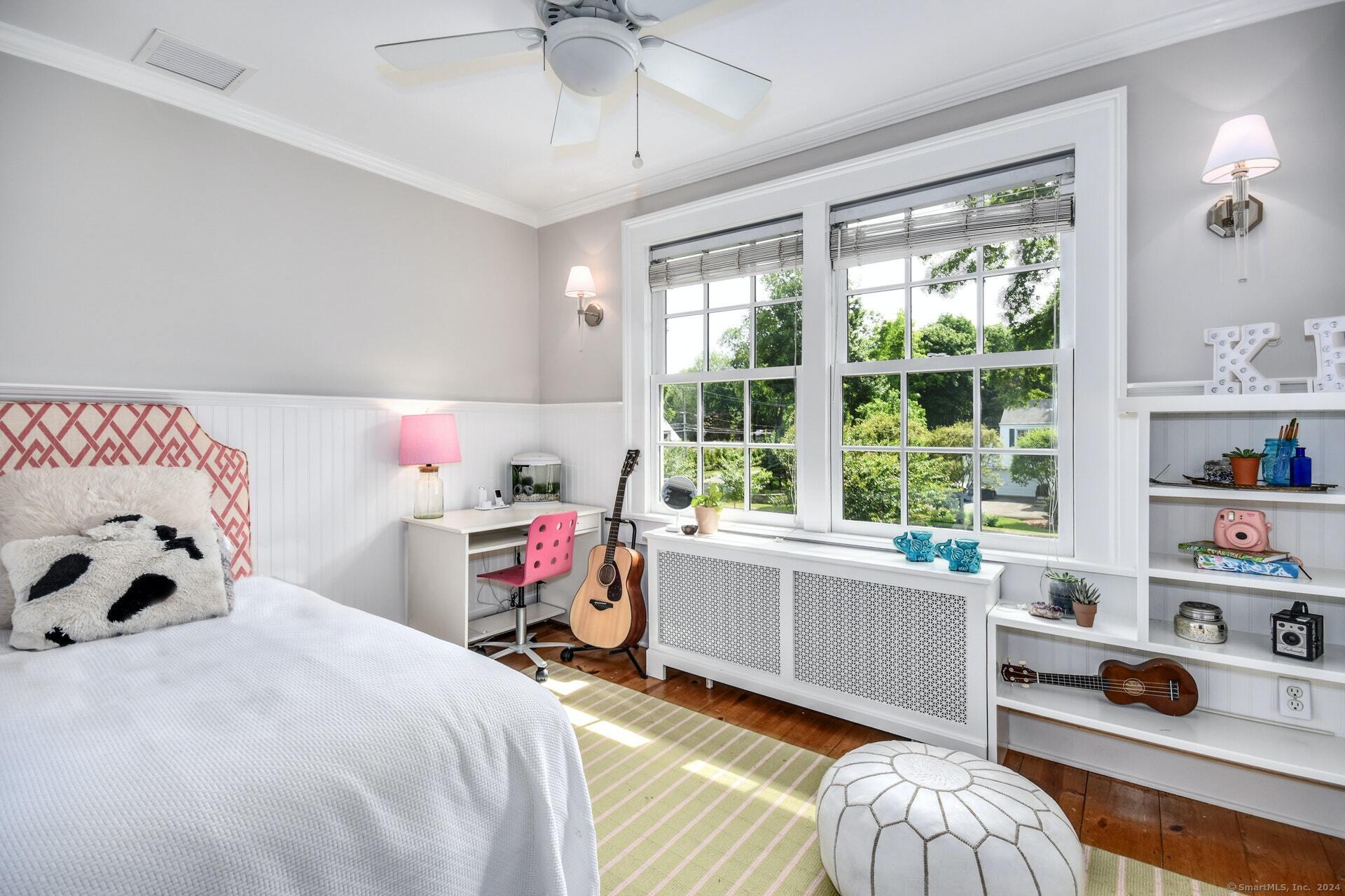 202 Old Kings Highway North