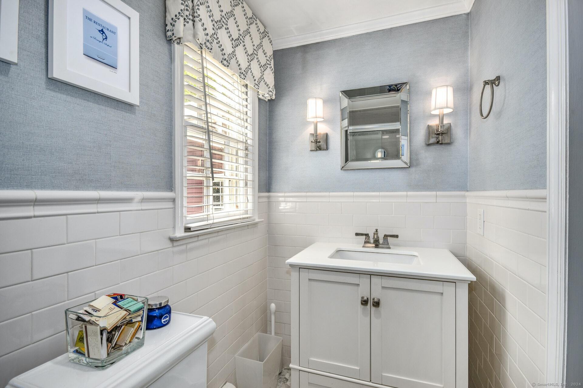 202 Old Kings Highway North