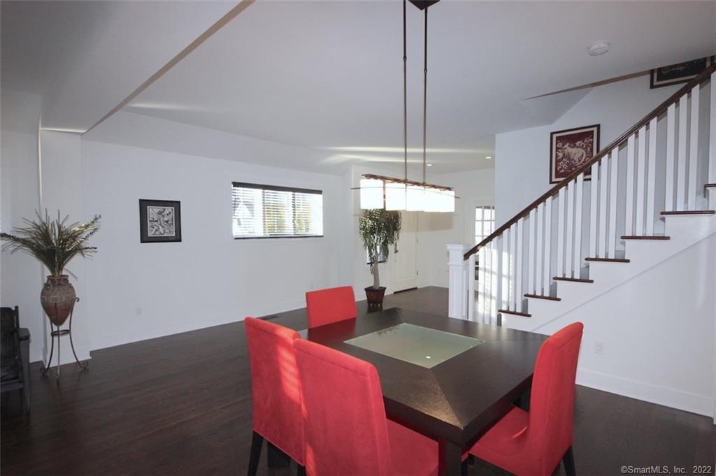71 Kensett Lane 71