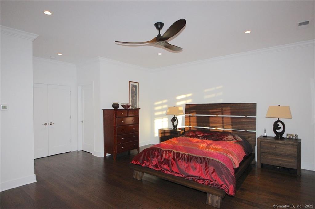 71 Kensett Lane 71