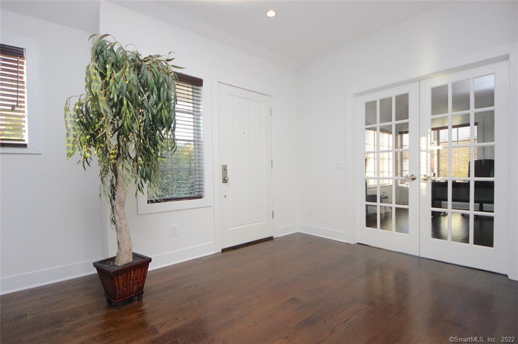71 Kensett Lane 71