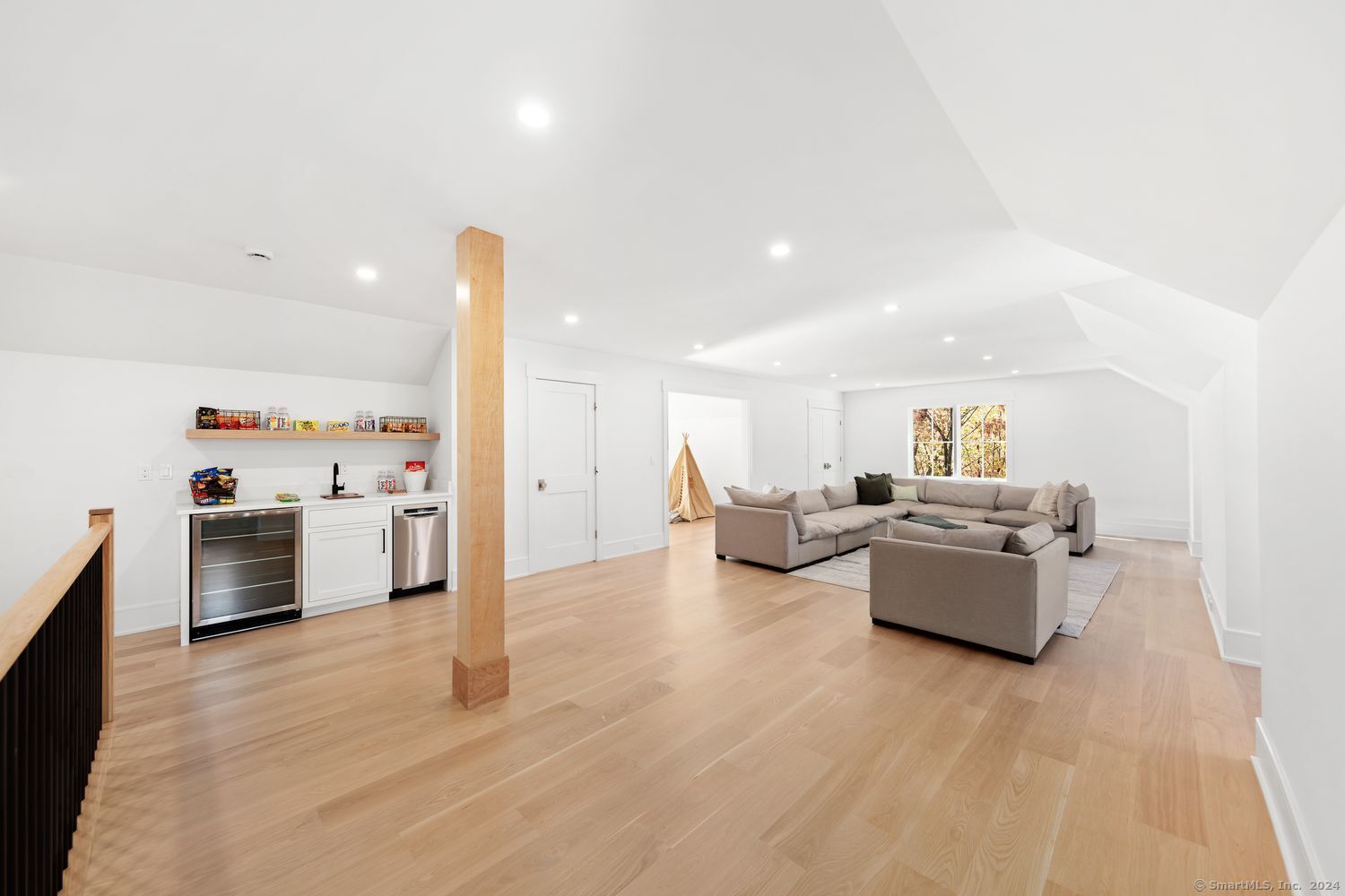 77 Stanton Road