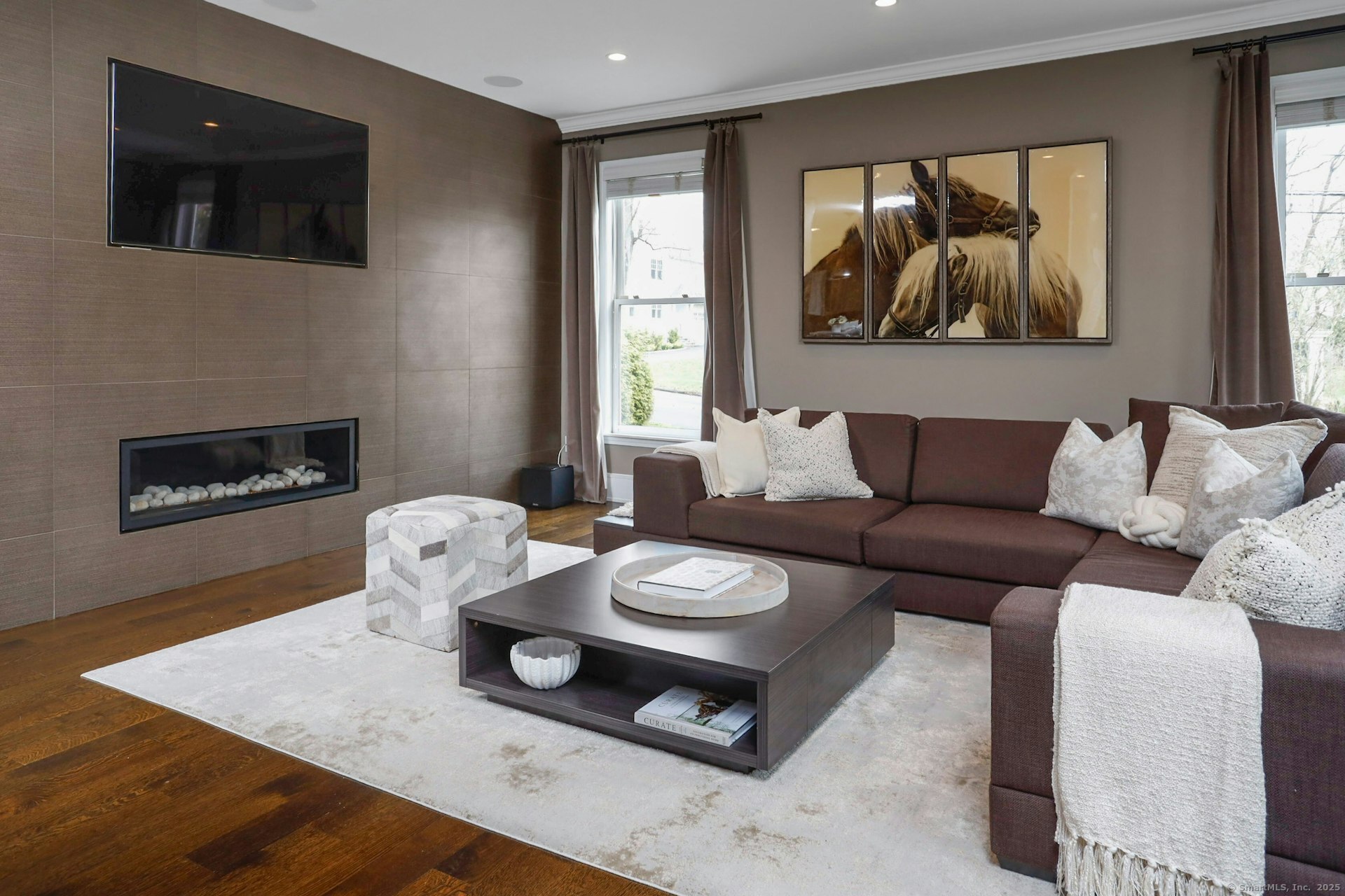 15 Cliff Avenue