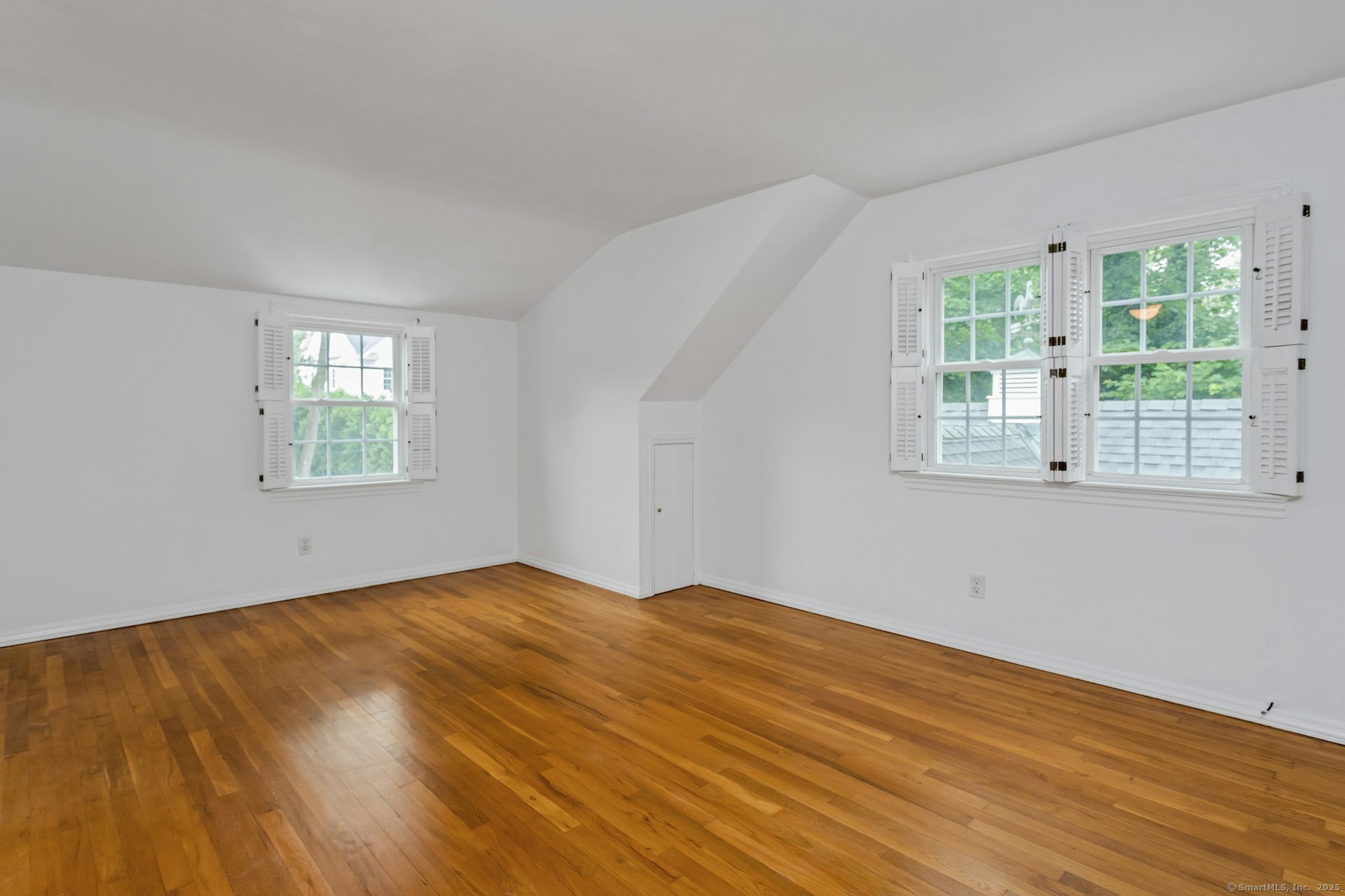 54 Oak Grove Place