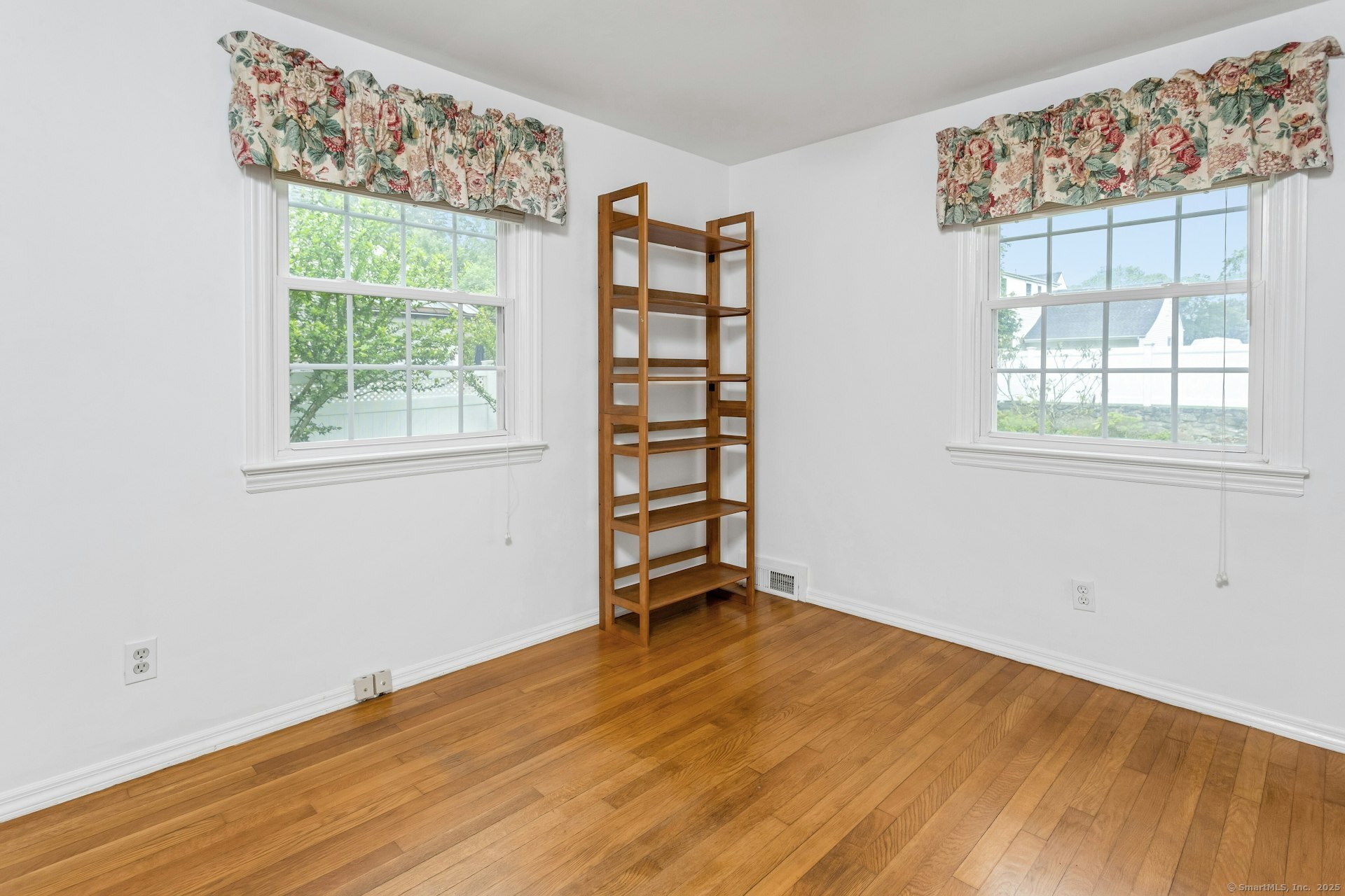 54 Oak Grove Place