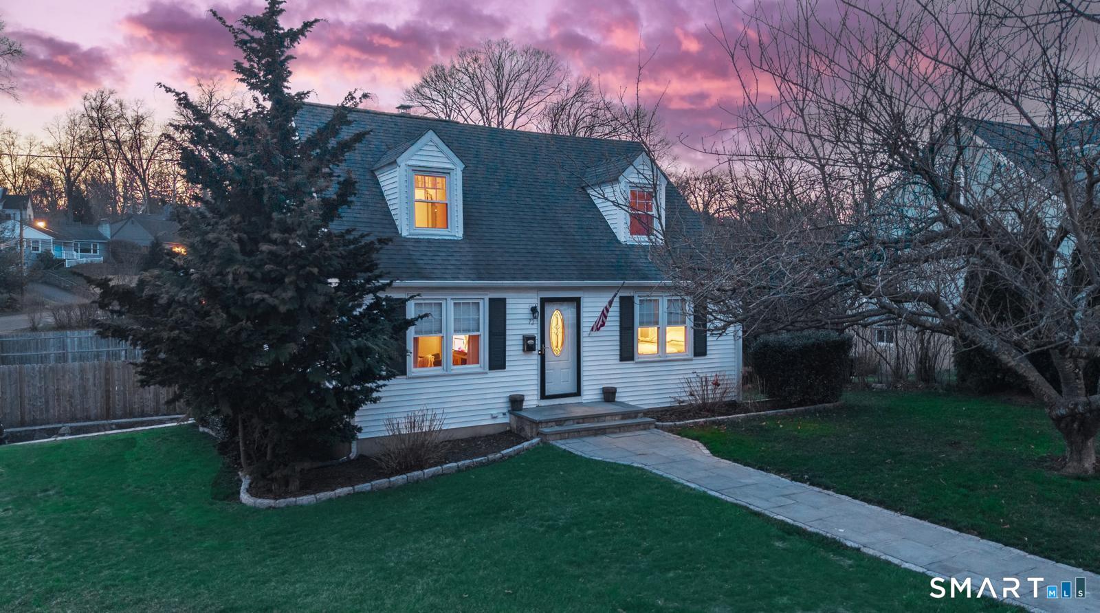 72 Glendale Drive
