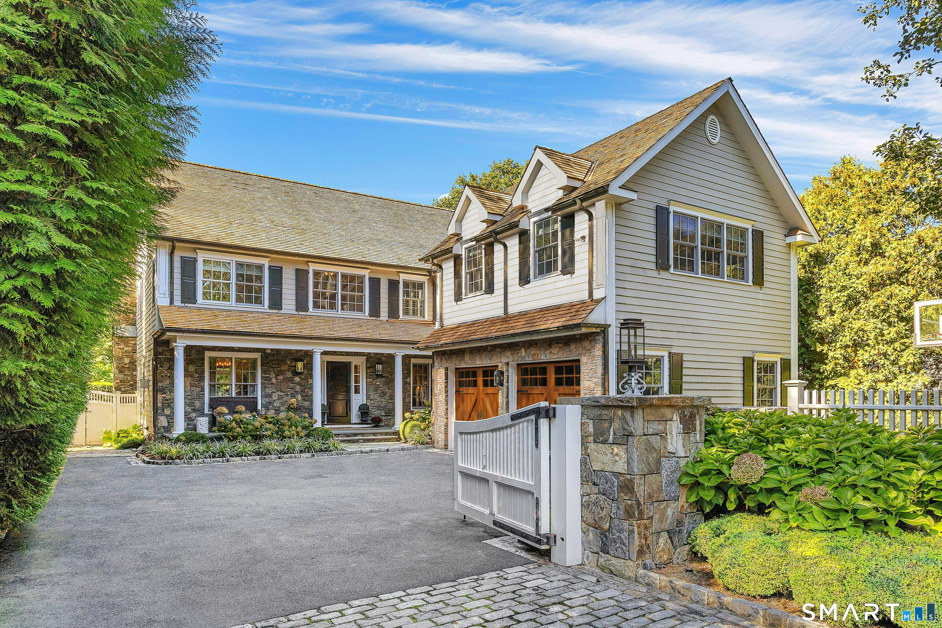 93 Mansfield Avenue