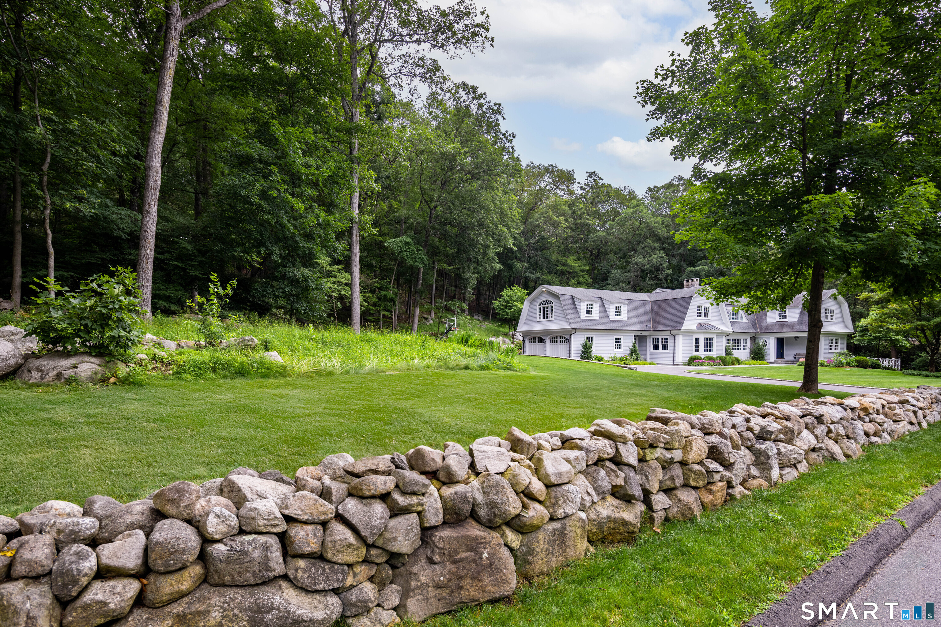 99 Hickok Road