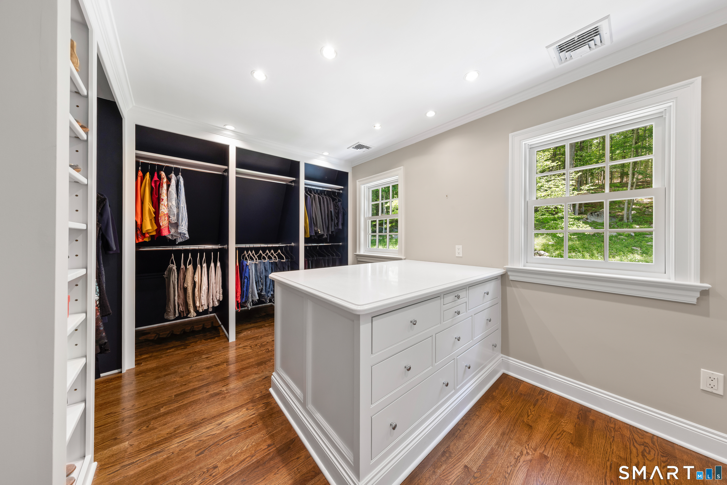 99 Hickok Road