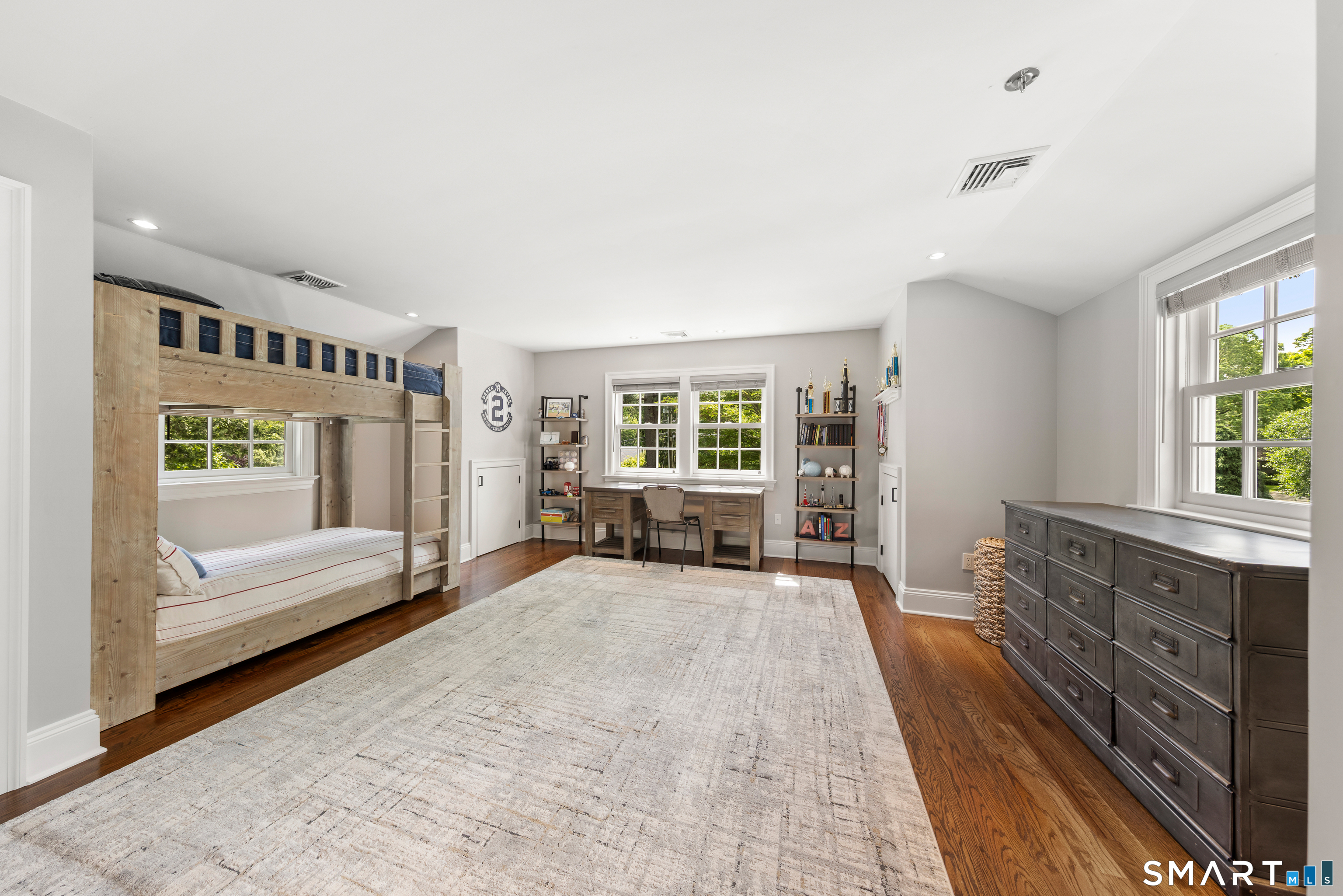 99 Hickok Road