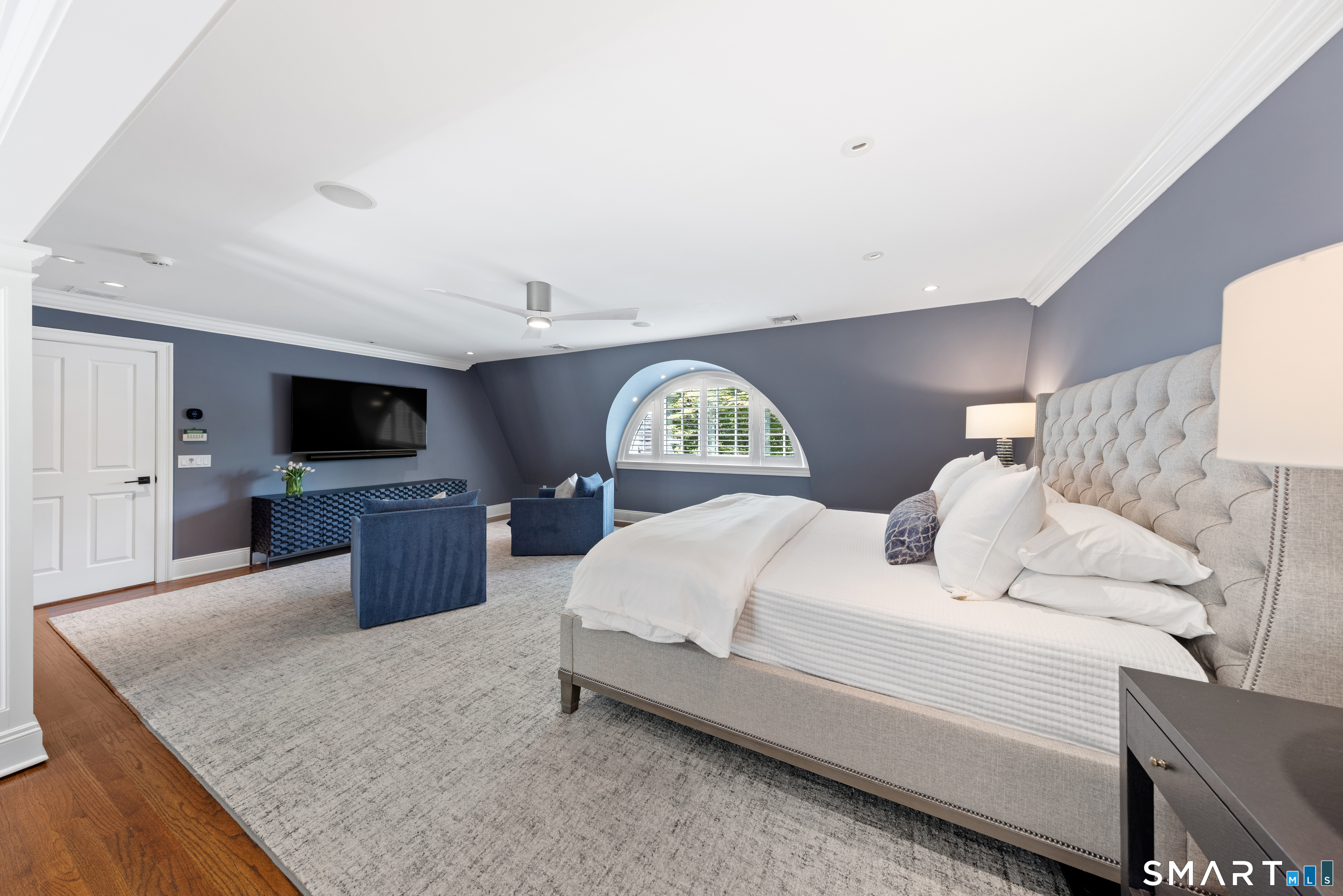 99 Hickok Road