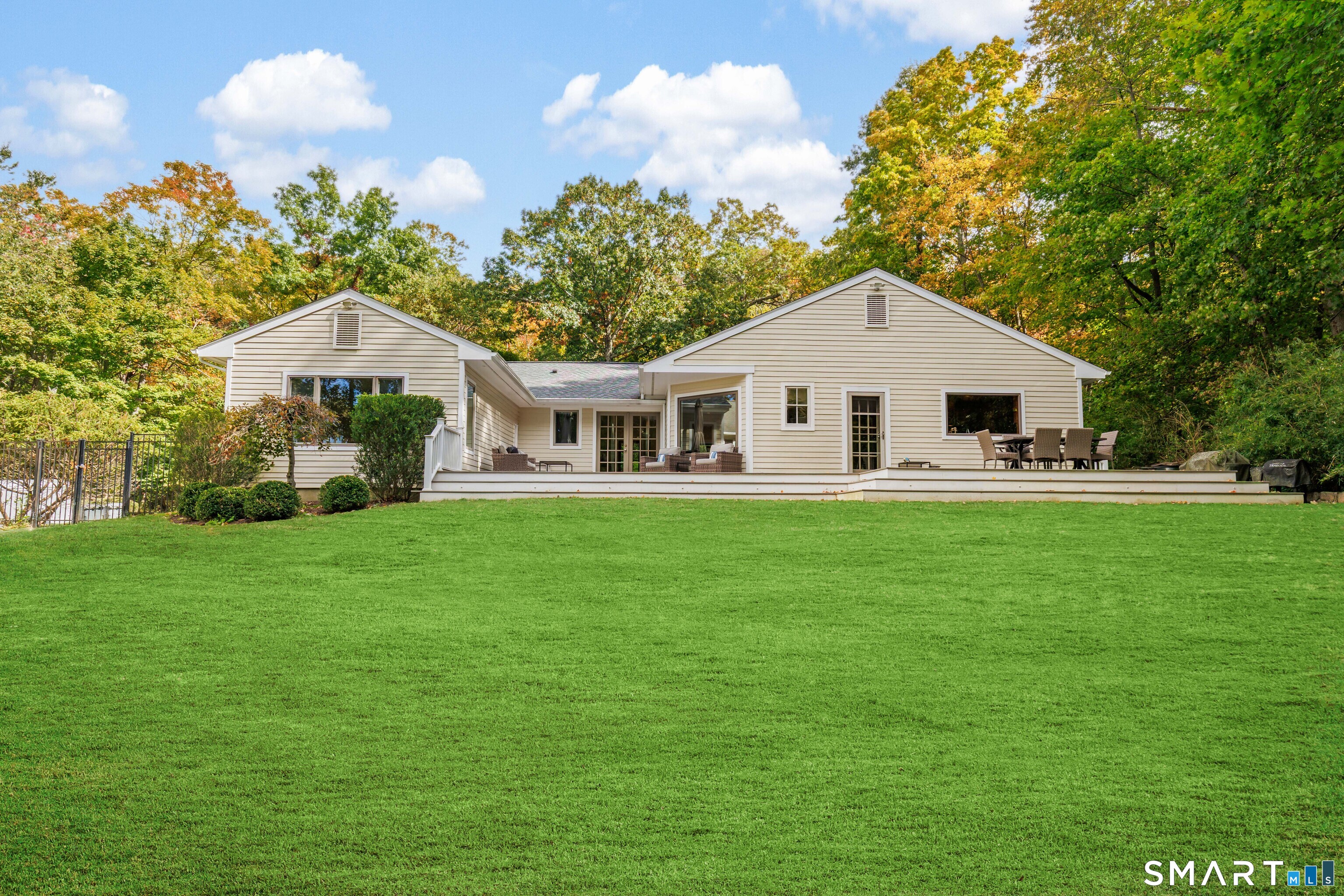 86 Camp Avenue