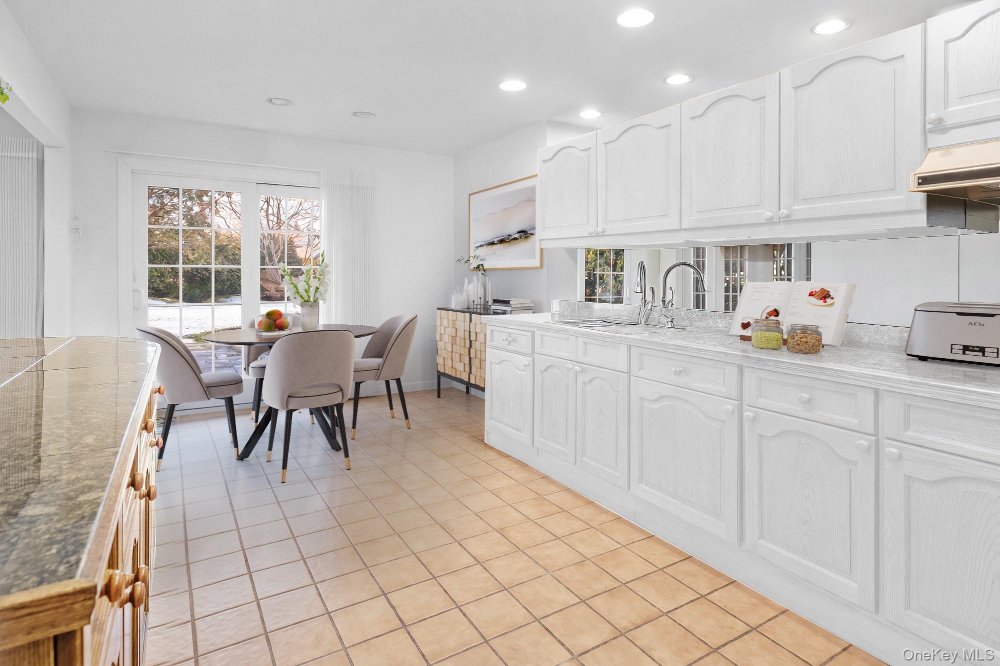 520 Hampton Road Unit: 5