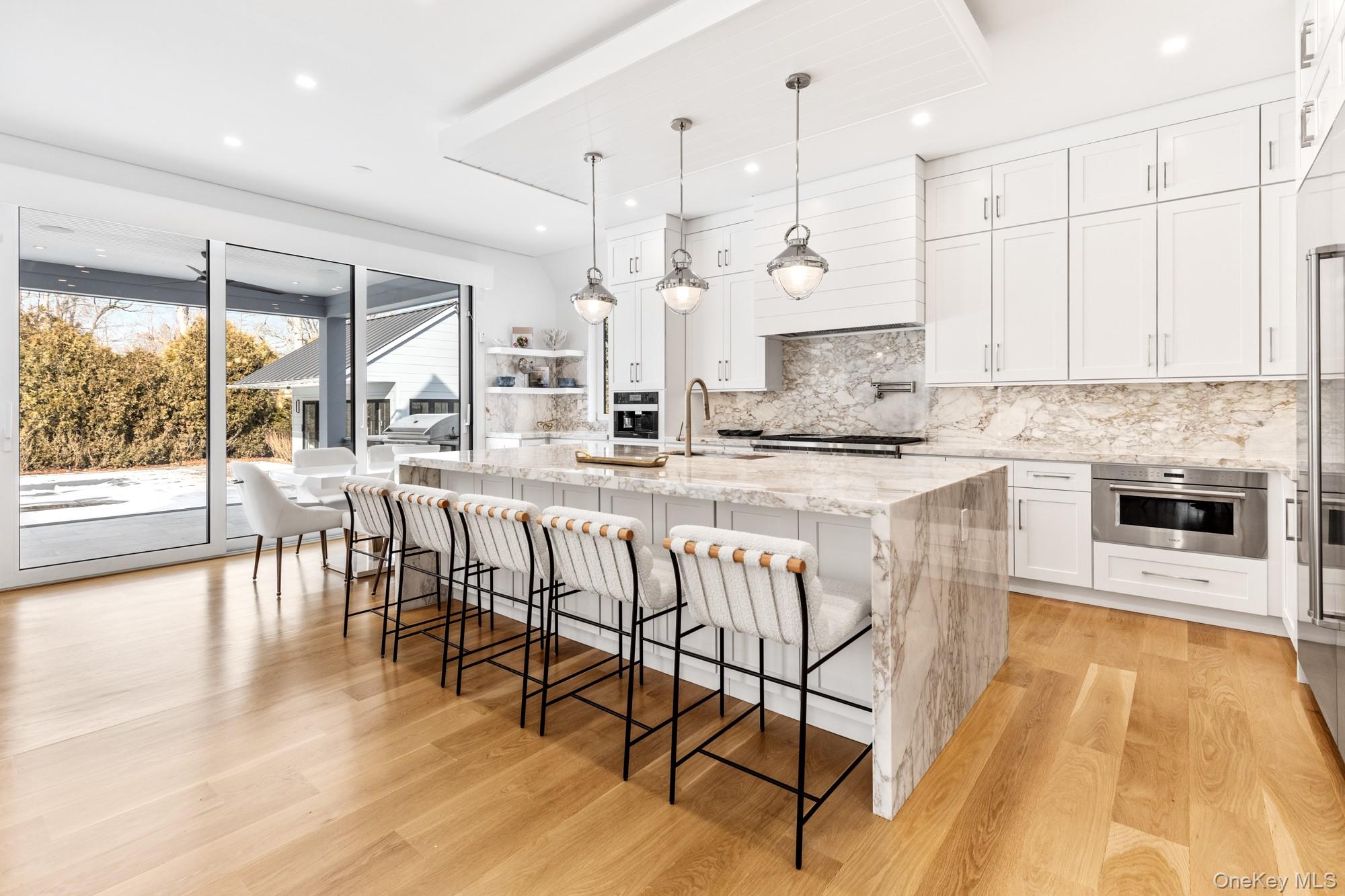 8 Ashwood Court