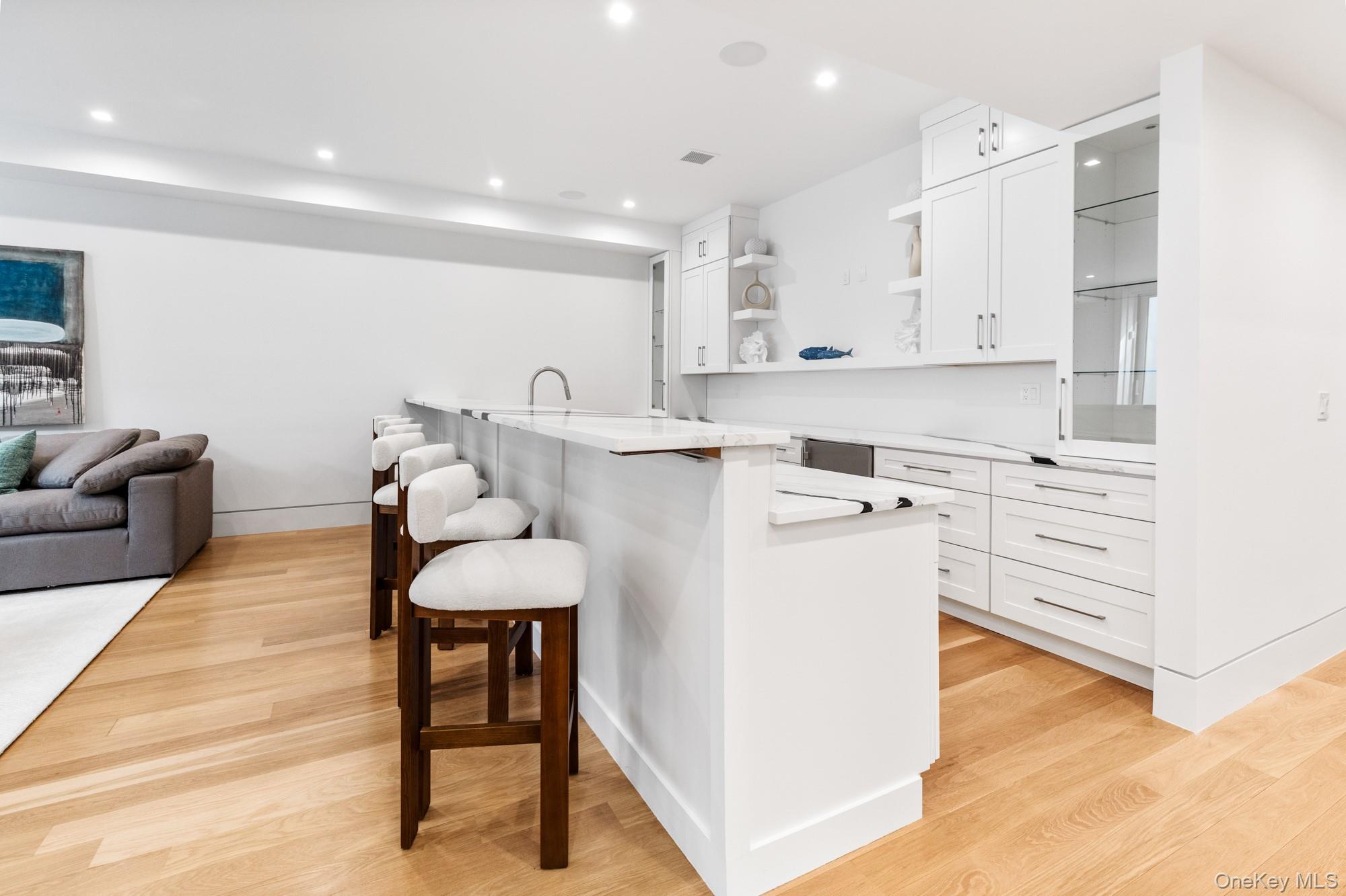 8 Ashwood Court