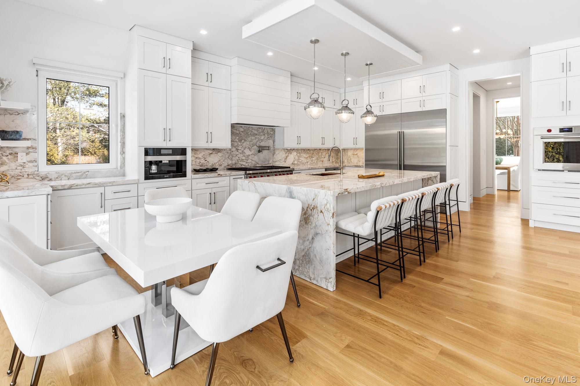 8 Ashwood Court