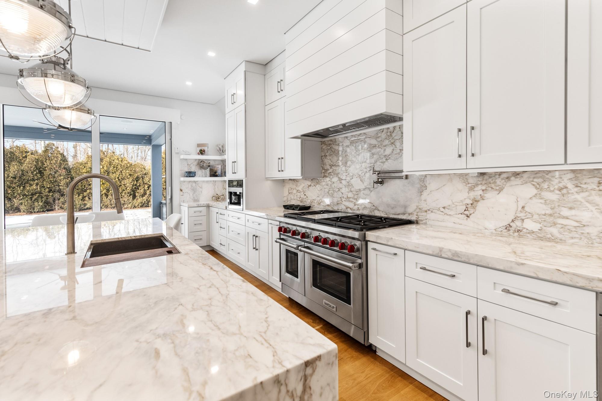 8 Ashwood Court