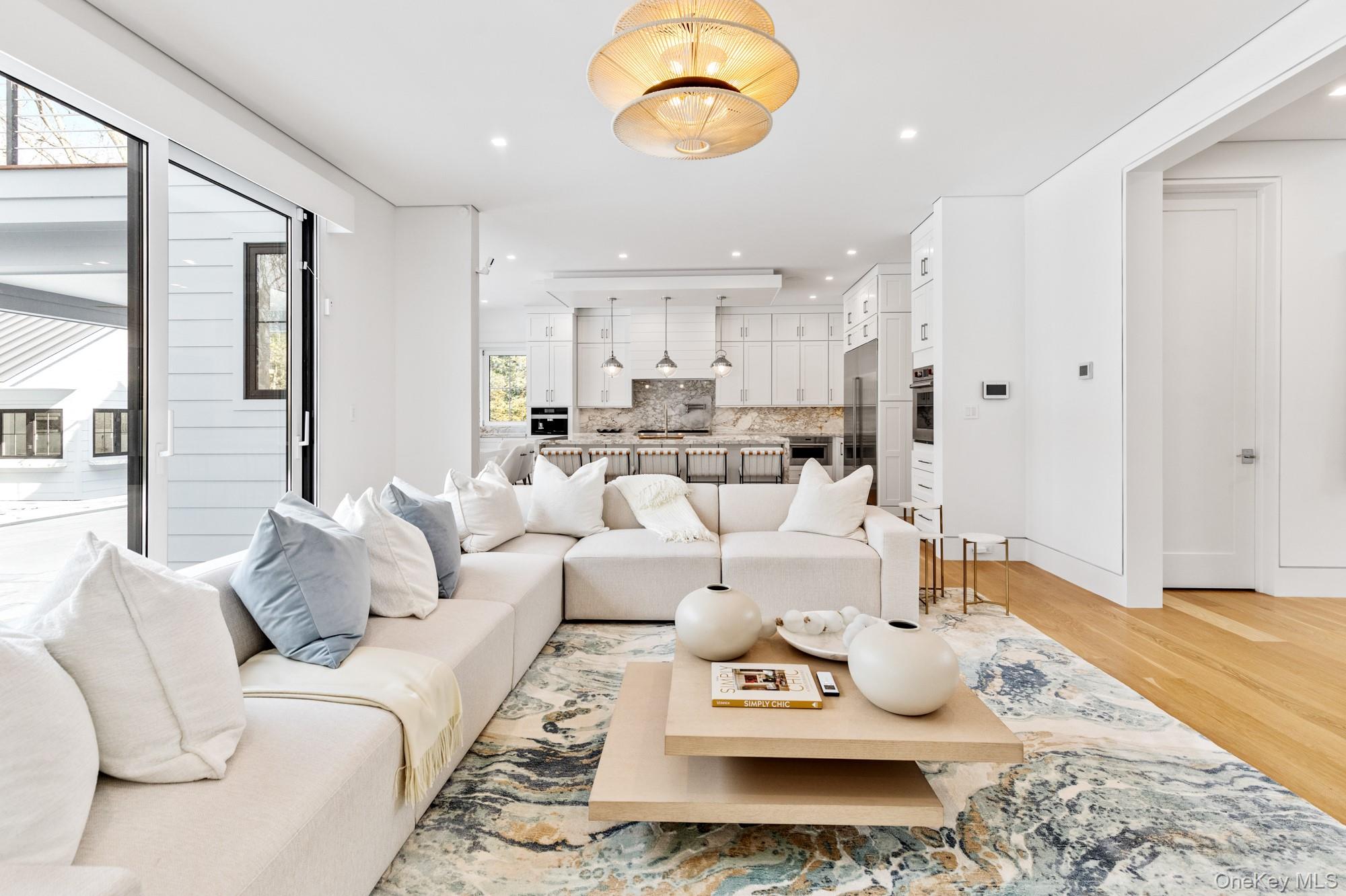 8 Ashwood Court