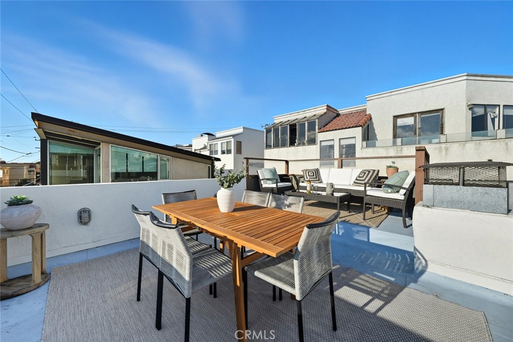 315 Marine Place