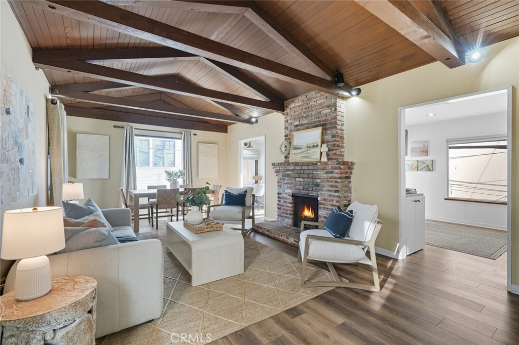 315 Marine Place