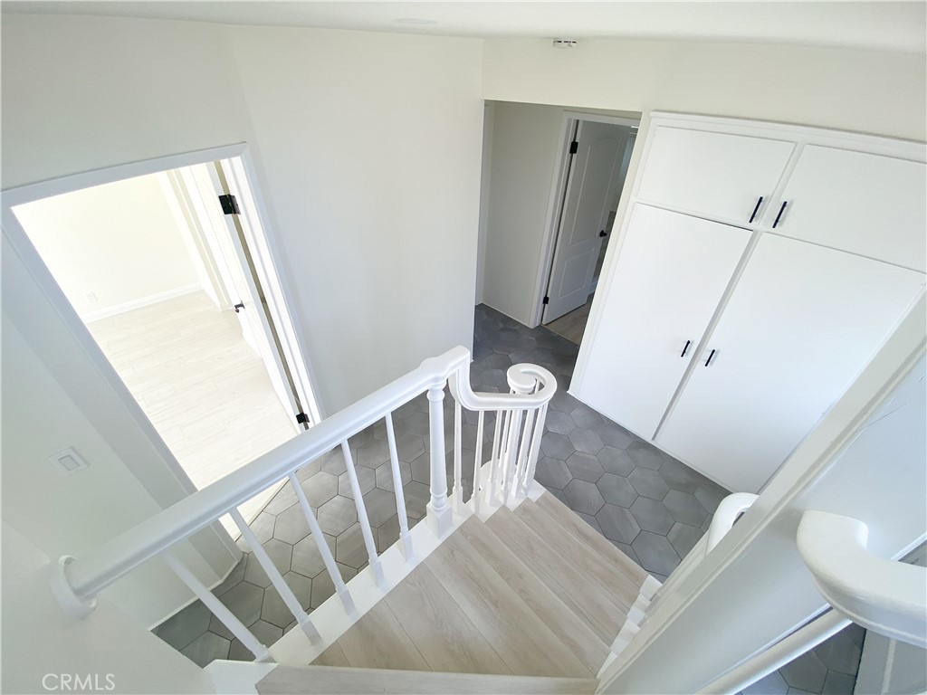 233 6th Street