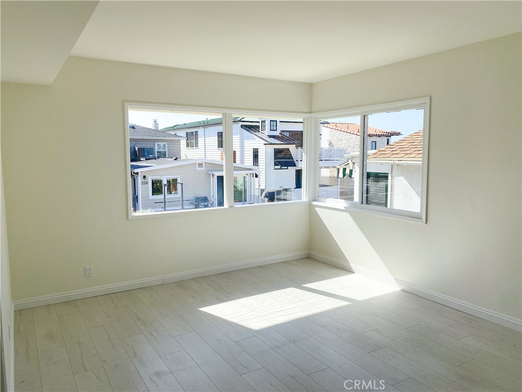 233 6th Street