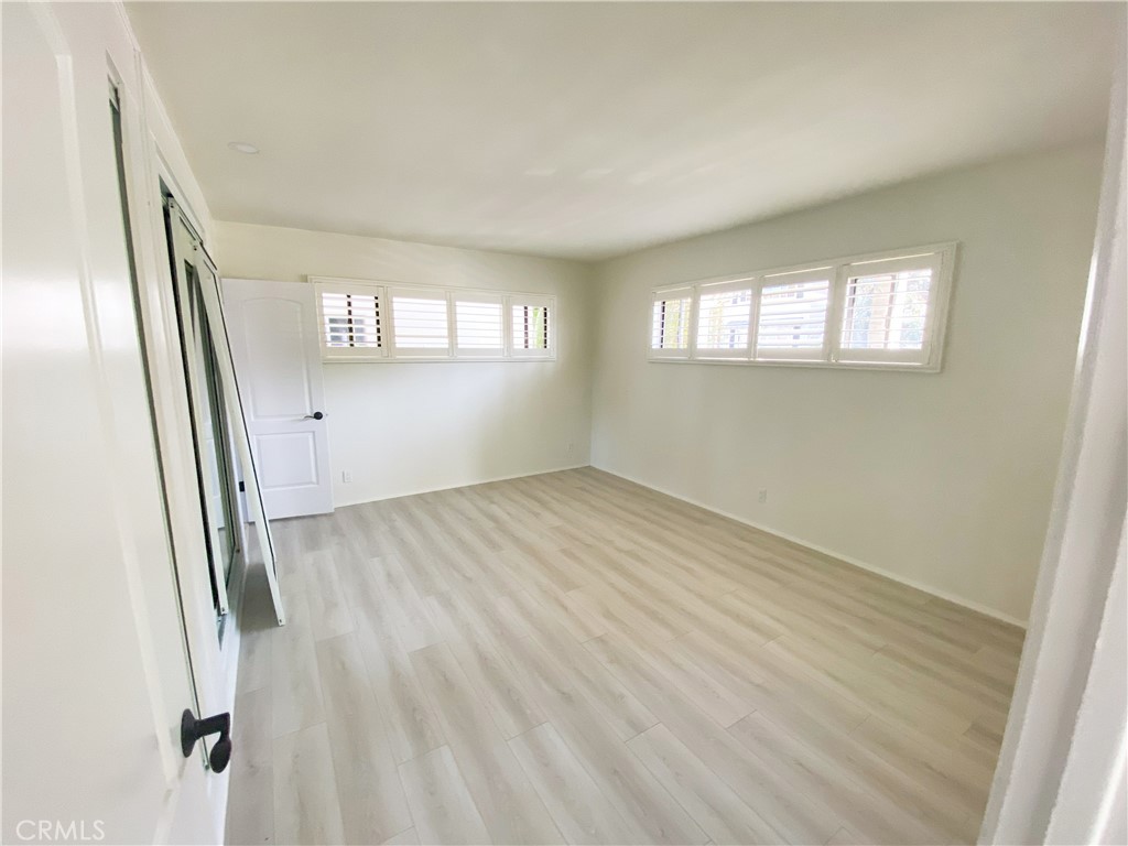 233 6th Street