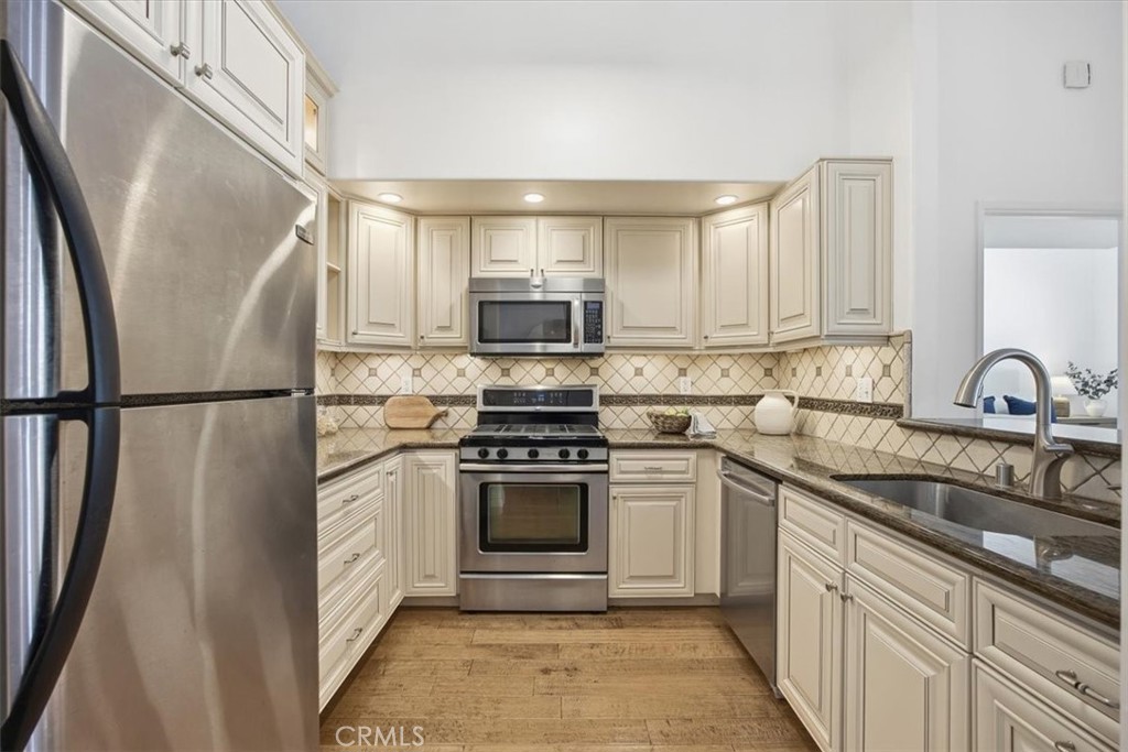 5500 Torrance Blvd #C332