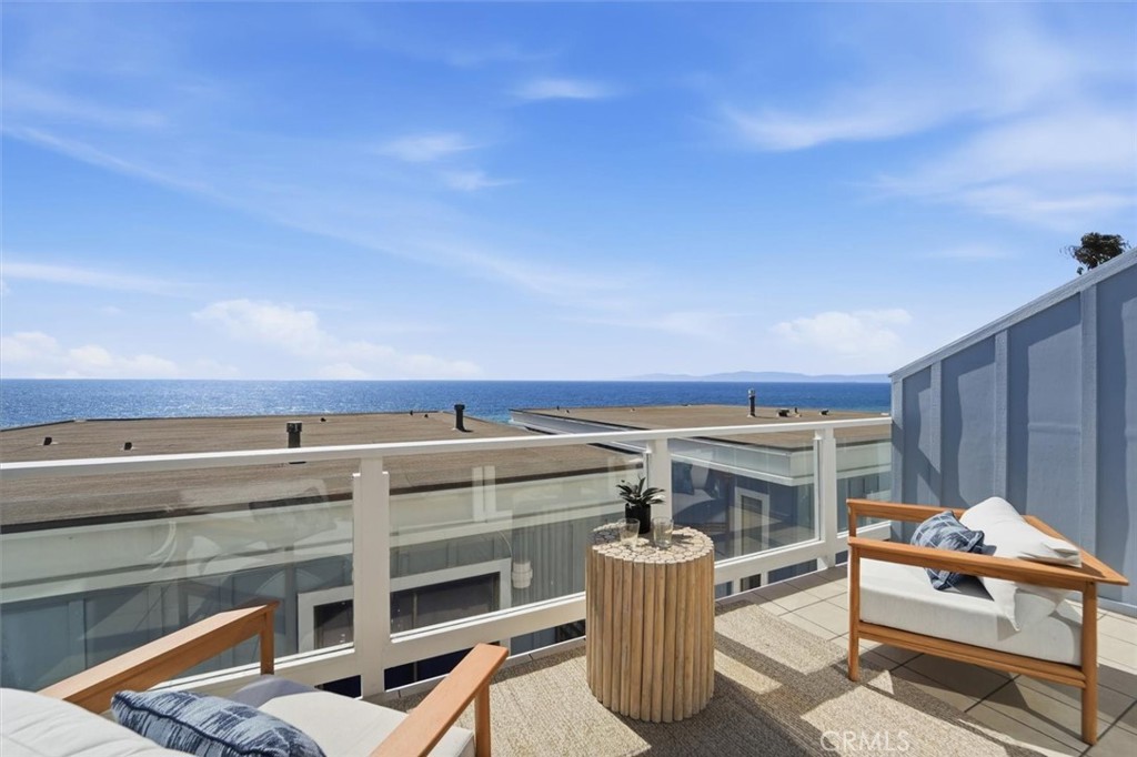 320 Paseo De La Playa #E