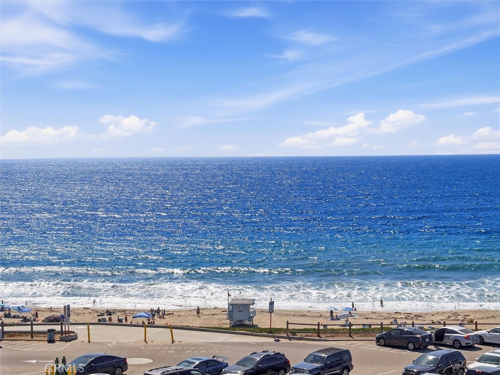 320 Paseo De La Playa #E