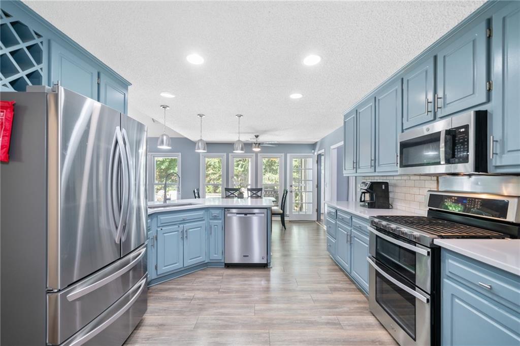 193 Colonial Drive