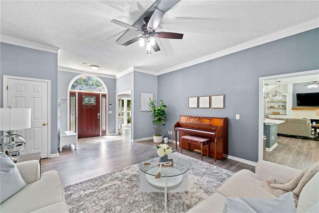 193 Colonial Drive