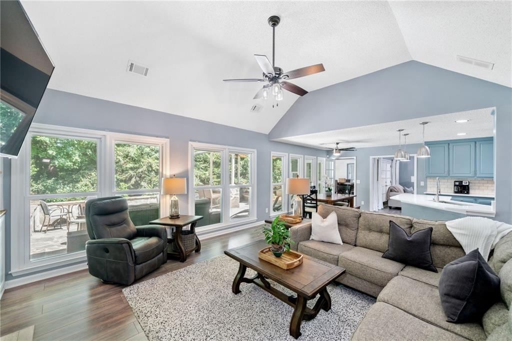 193 Colonial Drive