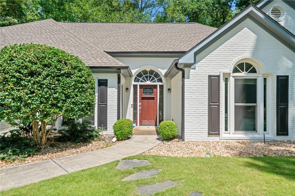 193 Colonial Drive