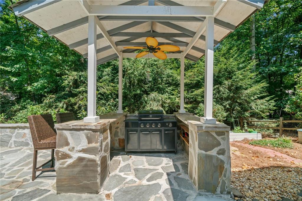 193 Colonial Drive