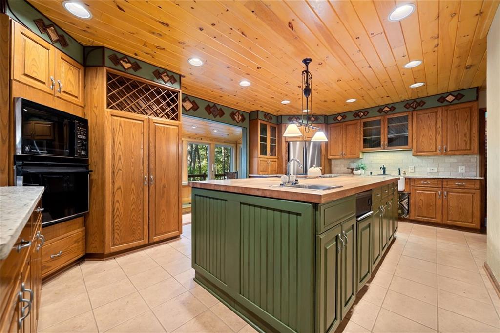 122 Smohalla Court