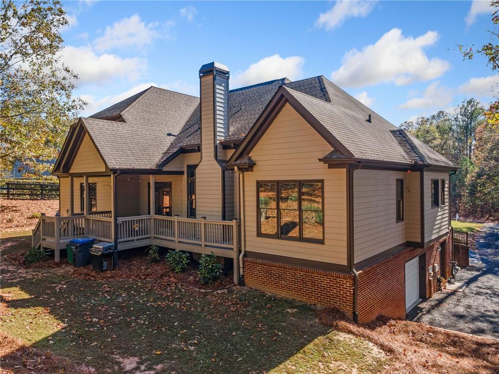 305 Evie Lane