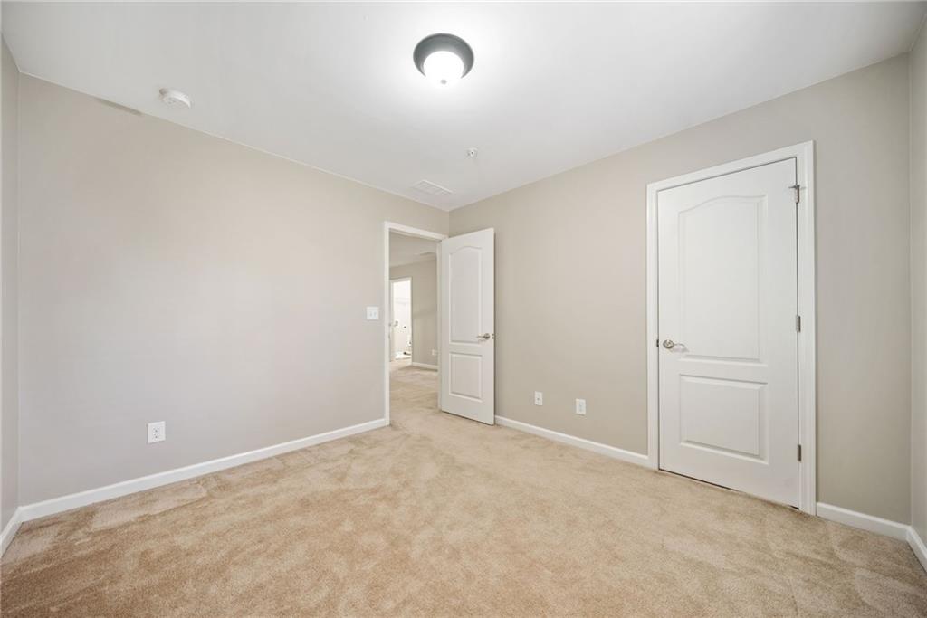 3477 Desoto Road