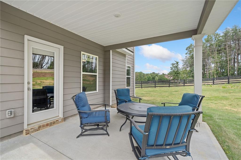 31 Village Trace