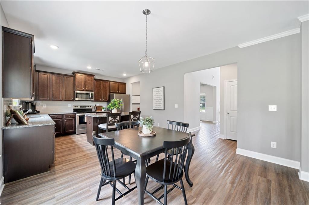 31 Village Trace