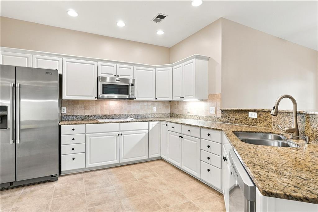 320 Valley Green Court