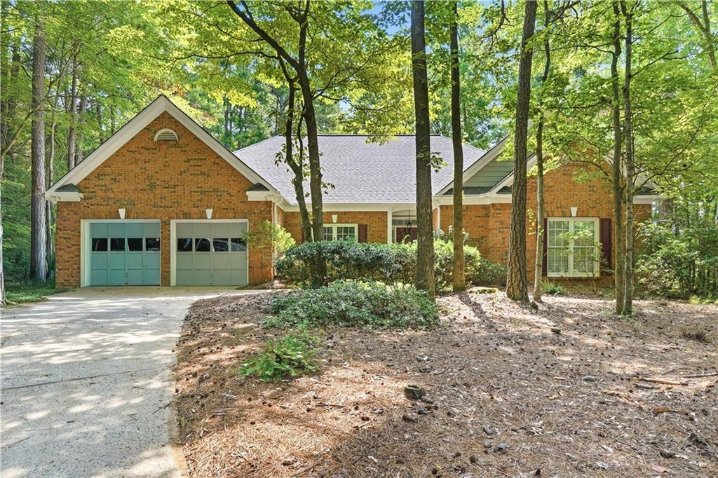 320 Valley Green Court