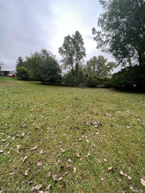 000,001,002,003 Walton - possible 4 home sites