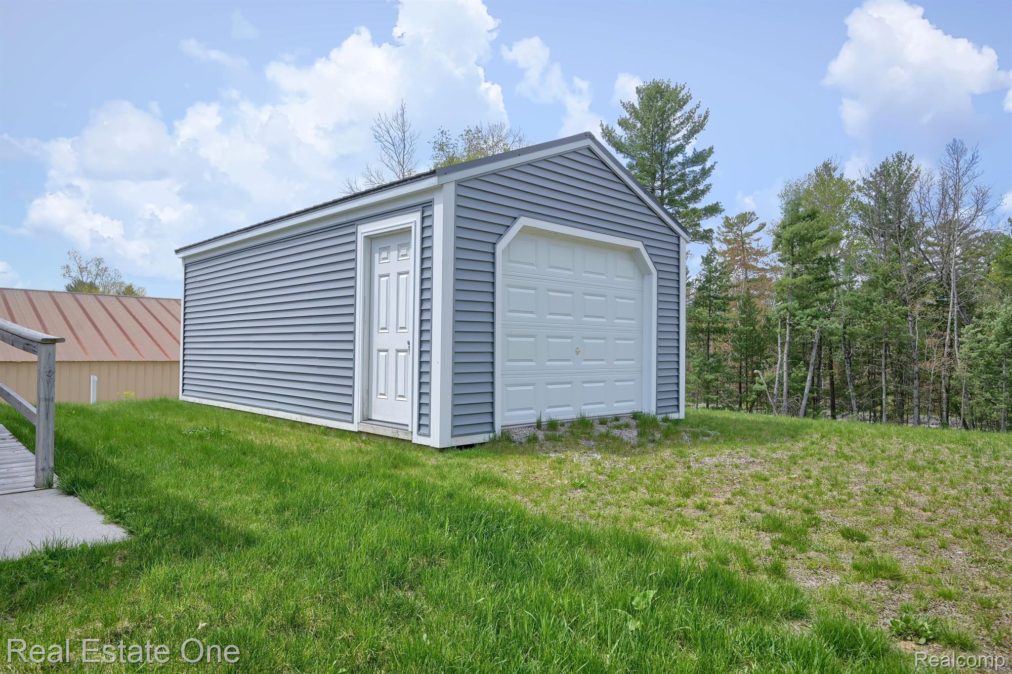3008 RIFLE RIVER TRL