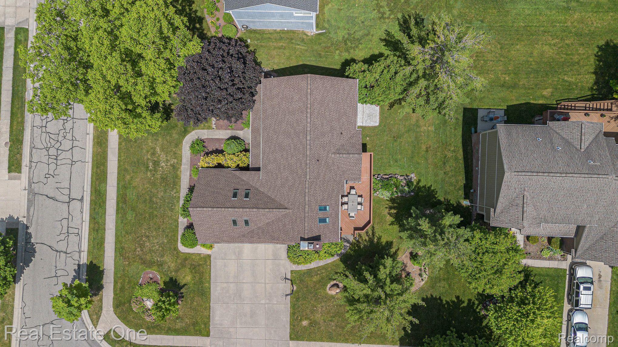 5584 ADDERSTONE DR