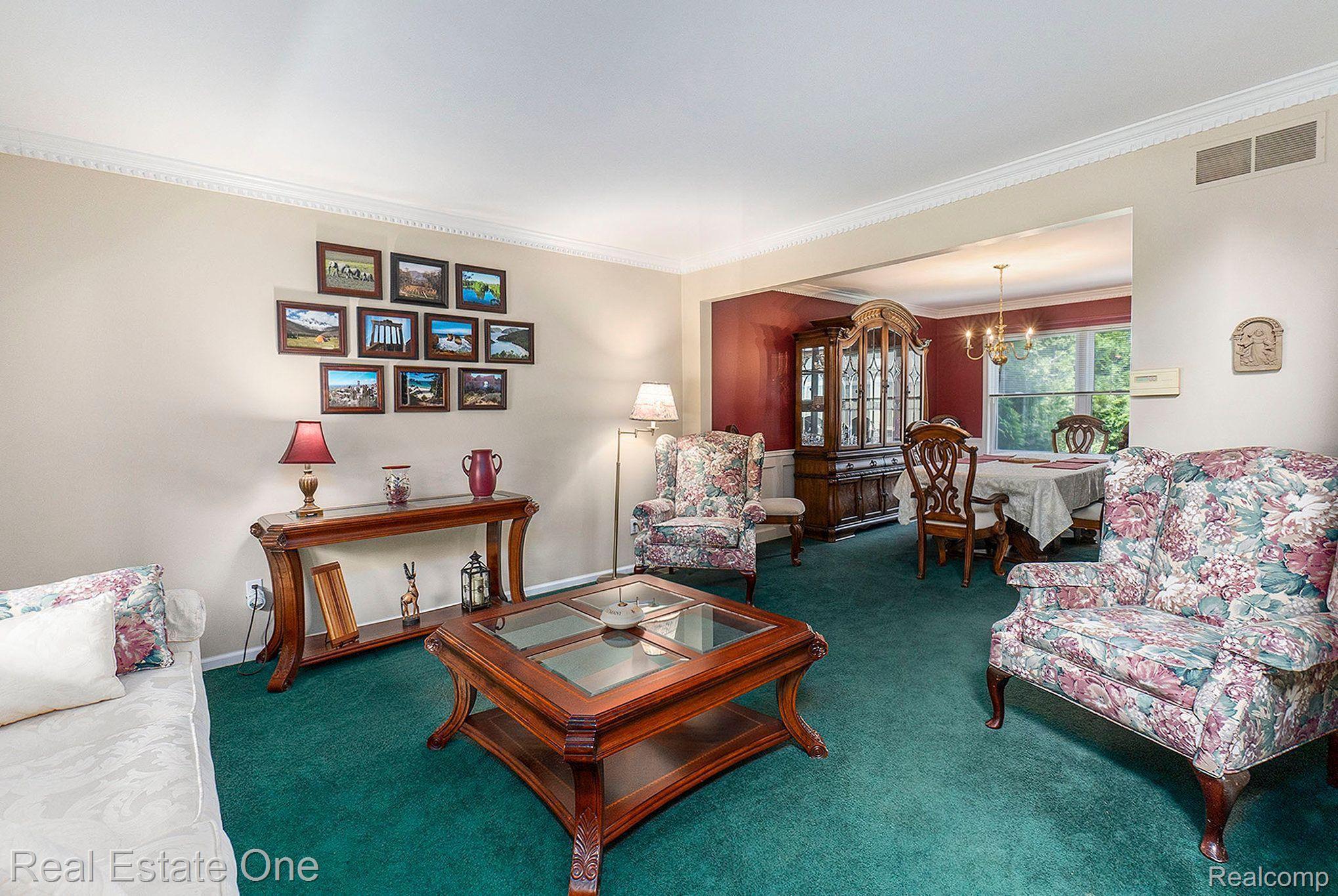 5584 ADDERSTONE DR
