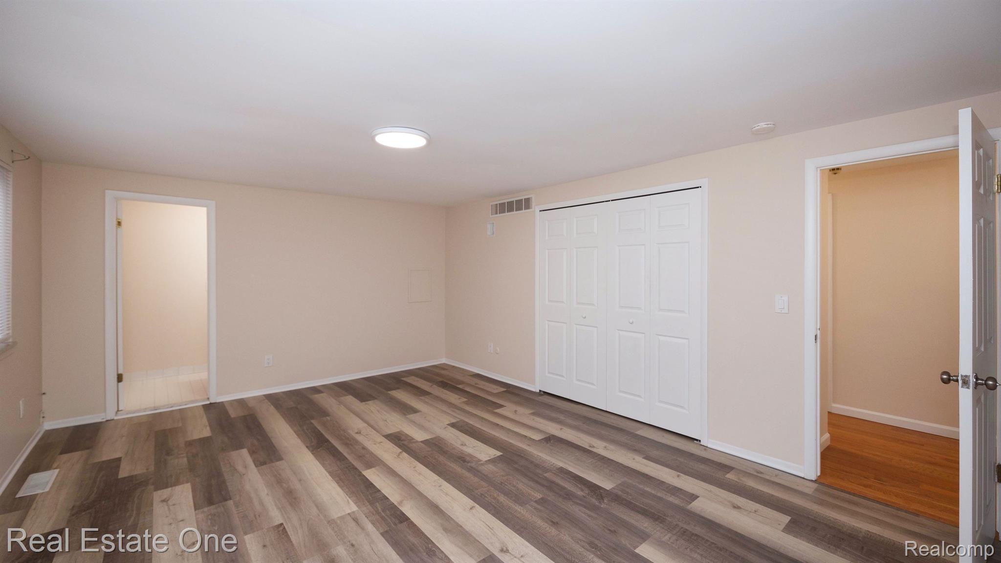27081 FARMBROOK VILLA DR 107