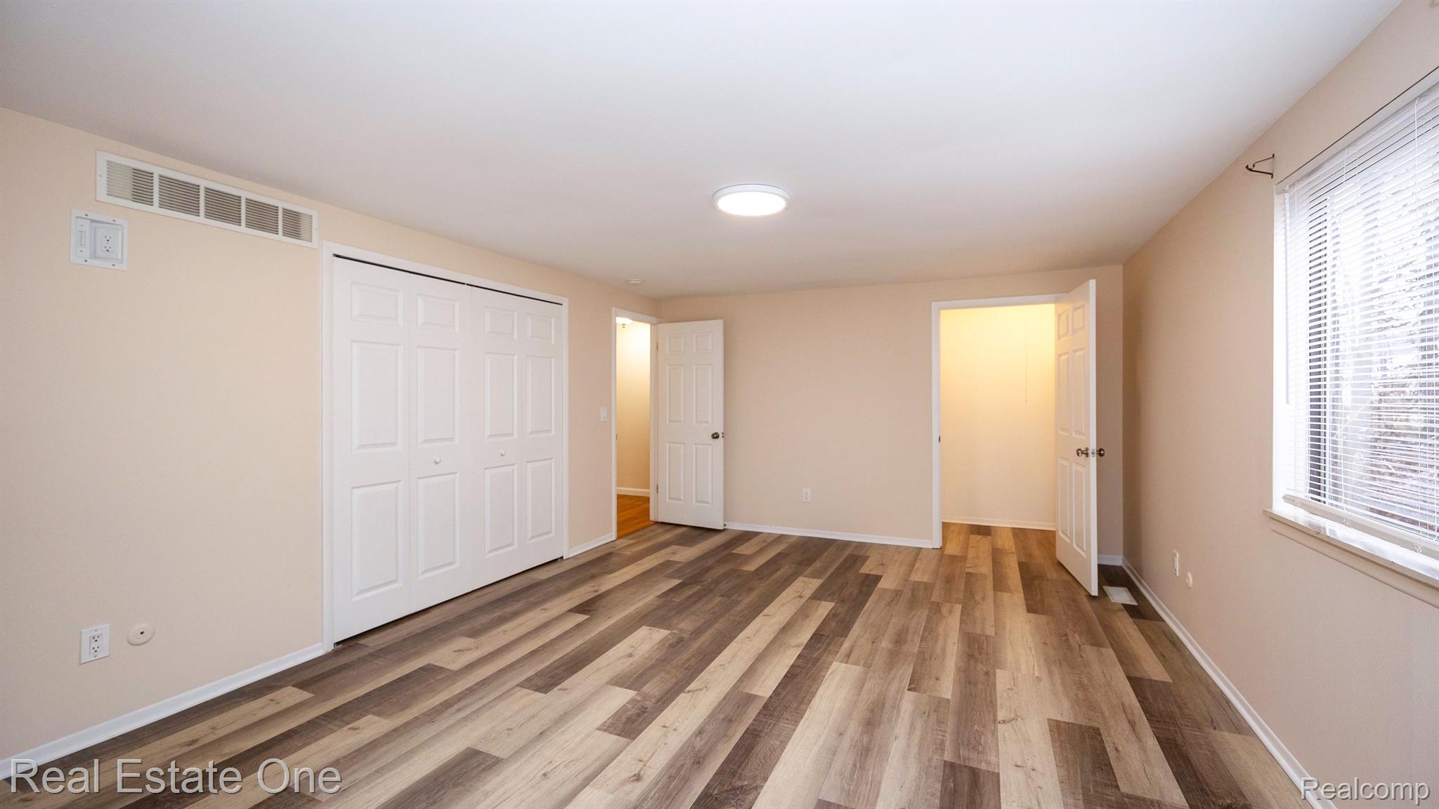 27081 FARMBROOK VILLA DR 107
