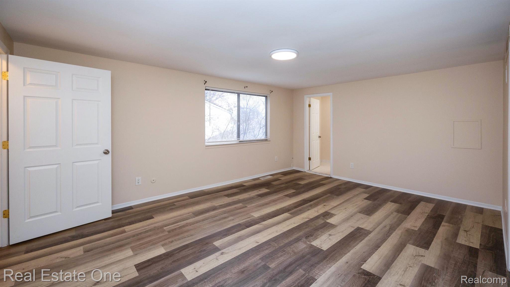 27081 FARMBROOK VILLA DR 107